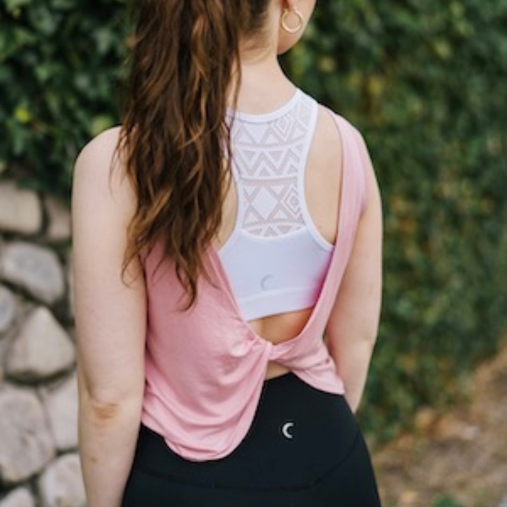 Zyia Poppy Slouch Twist Tank-Large